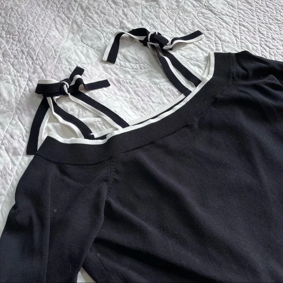 Ann Taylor black off the shoulder sweater - NWT! - Picture 4 of 6